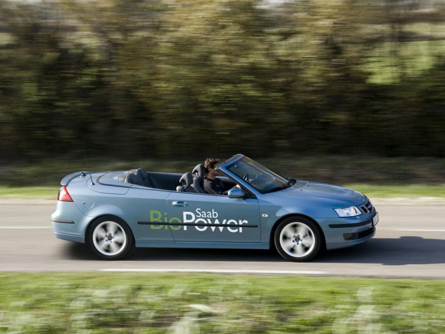  Saab 9-3 BioPower Convertible 2006 года  (фото 6 из 16)